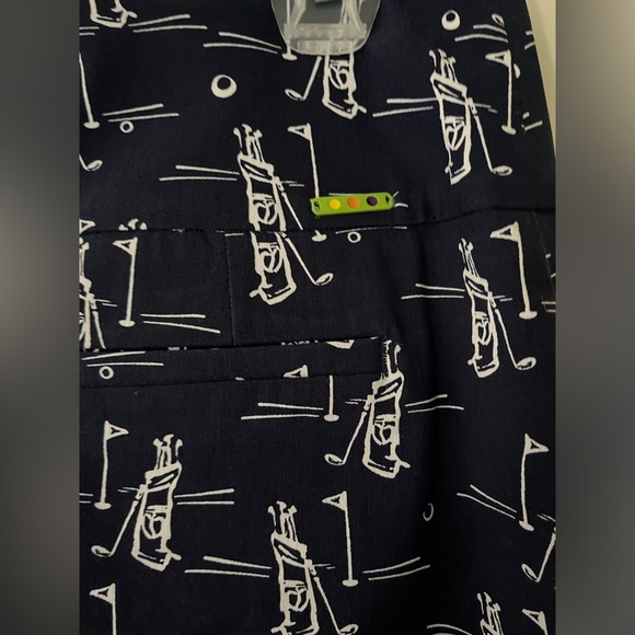 WOMENS SWING CONTROL SKORT with Golf graphics, size 4 -navy & white pockets - Picture 5 of 6